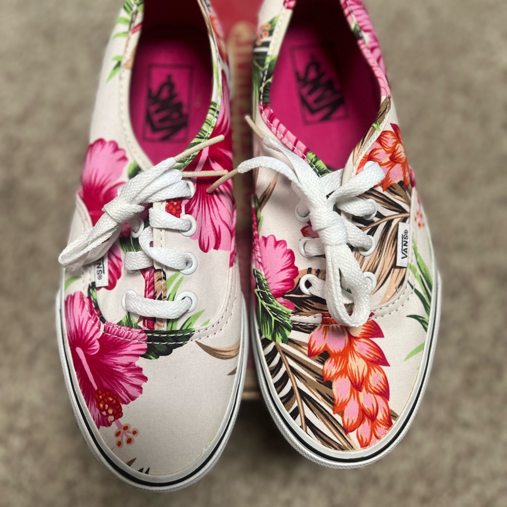 Vans Women's Hawaiian Floral Sneakers - Pink and White